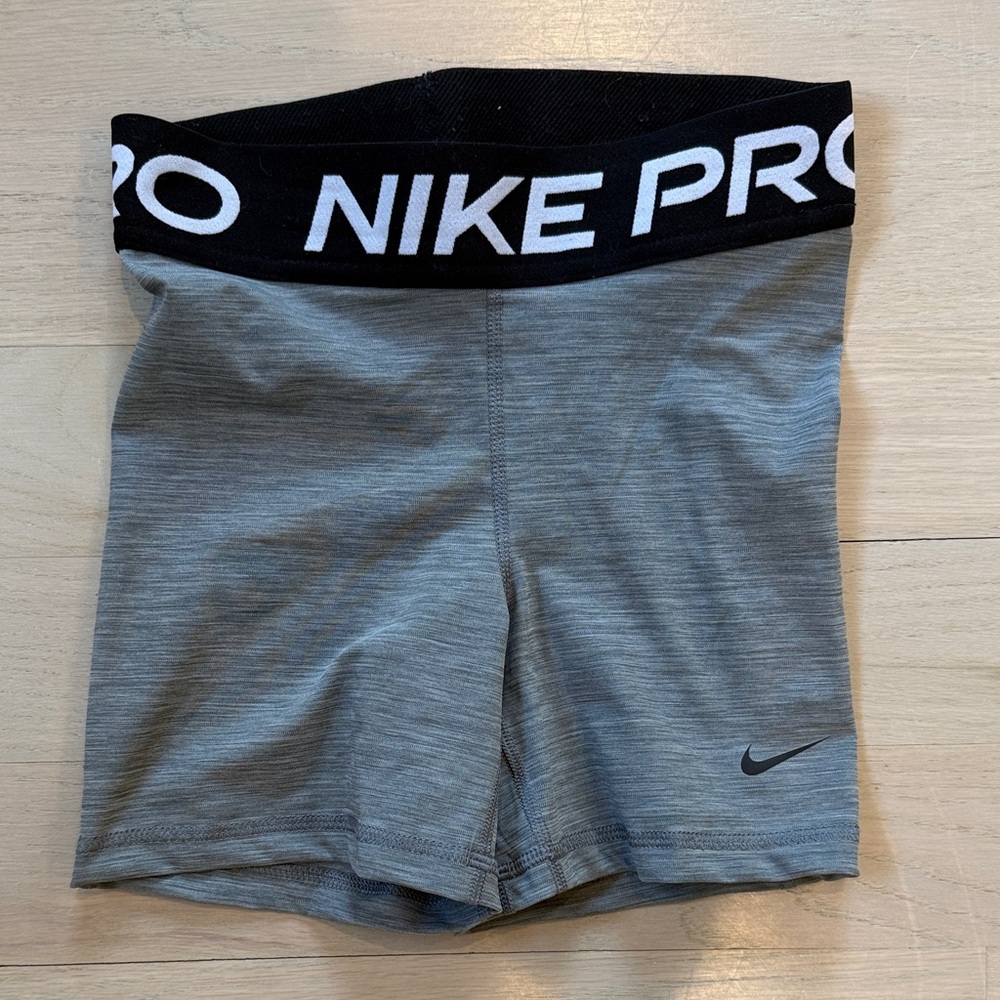 Nike Pro Heather Gray Training Shorts
